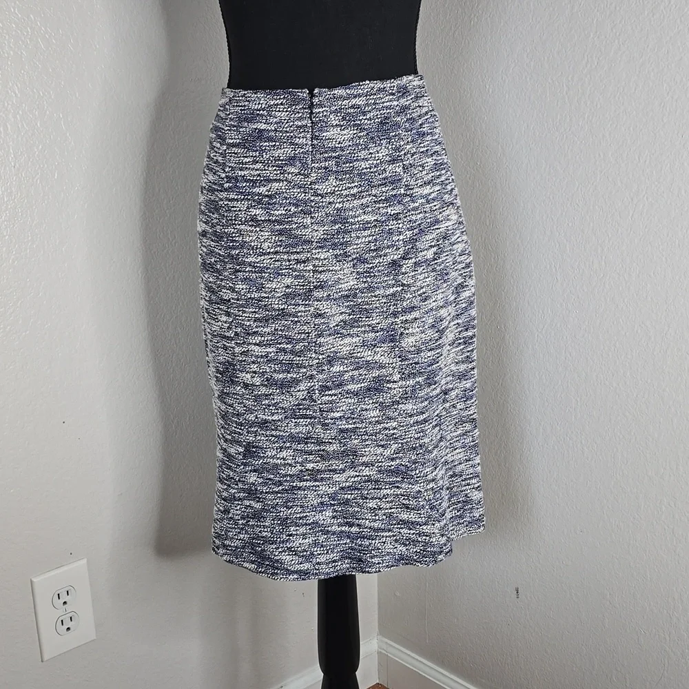 Ann Taylor Tweed Pencil Skirt in Blue, White, and Black Size 14 - Picture 4 of 5